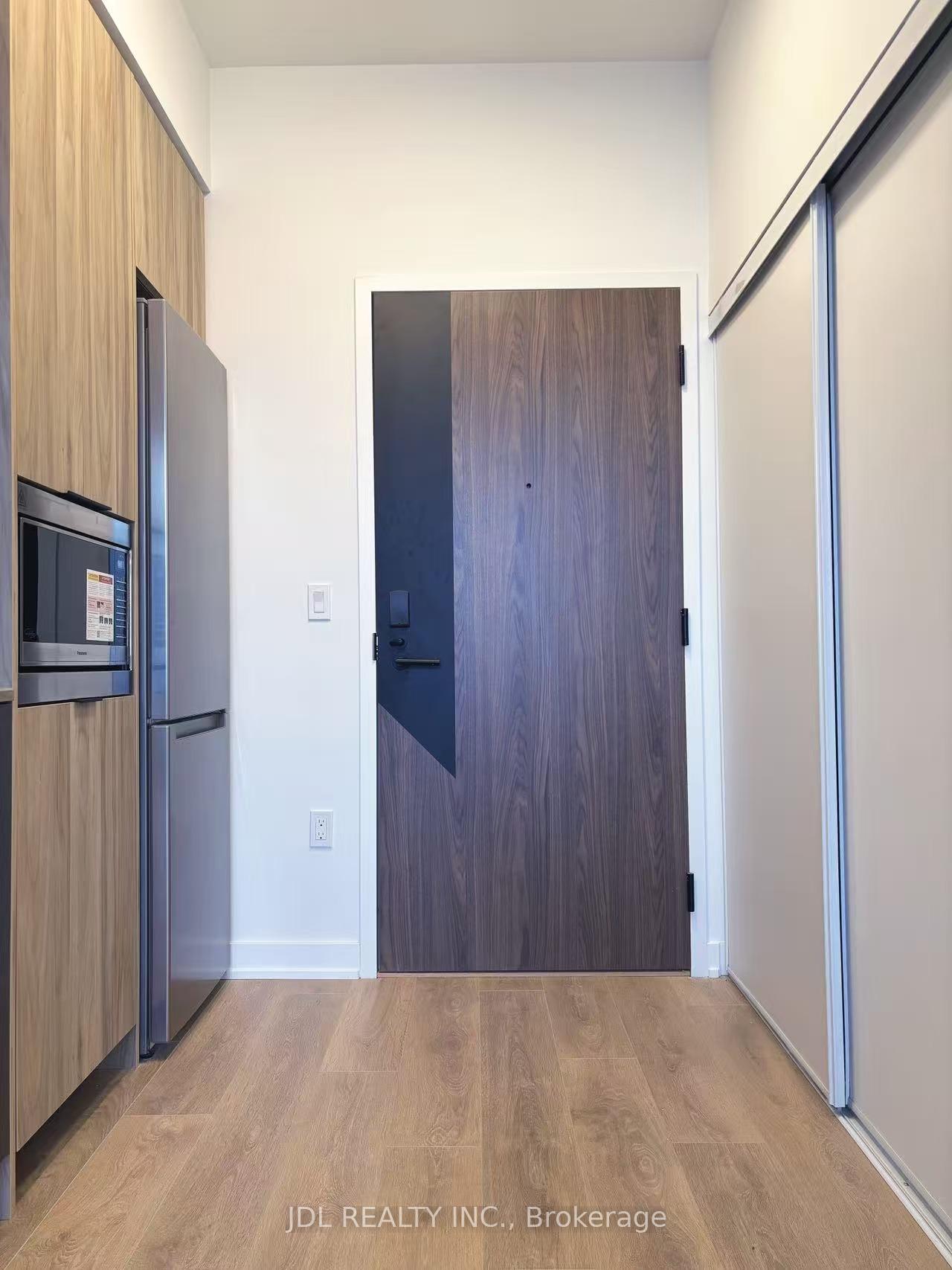 1037-the-queensway-etobicoke-ontario-w12956494