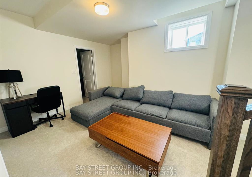 121-settlers-road-e-oakville-ontario-w12956512