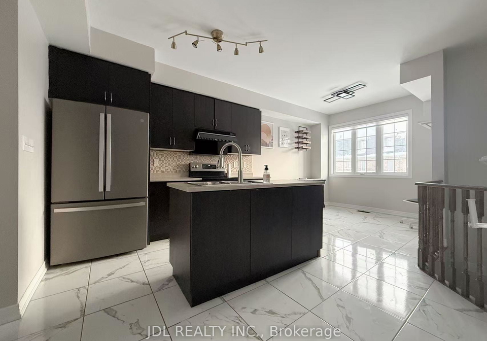 1374-granrock-crescent-mississauga-ontario-w12956598