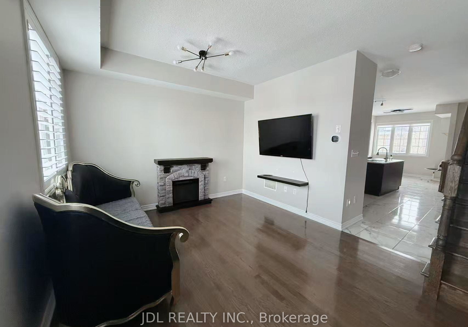1374-granrock-crescent-mississauga-ontario-w12956598