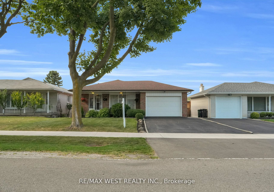 304-la-rose-avenue-etobicoke-ontario-w12956882
