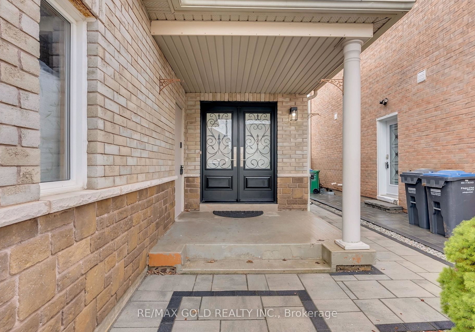 5842-questman-hollow-mississauga-ontario-w12956942
