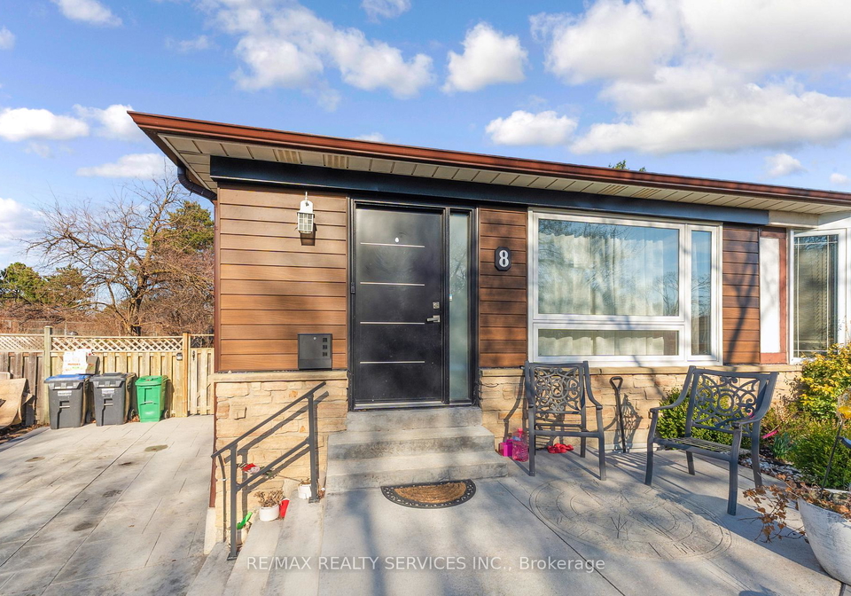 8-chipwood-acres-brampton-ontario-w12956956