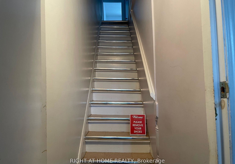 31-hallam-street-toronto-ontario-w12957020