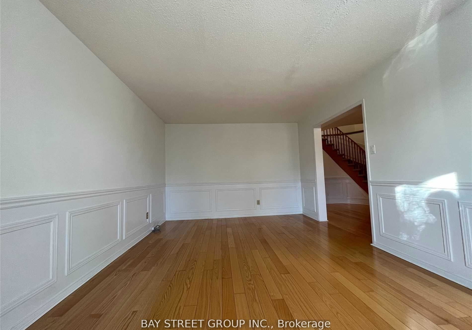 342-carrier-lane-oakville-ontario-w12957130