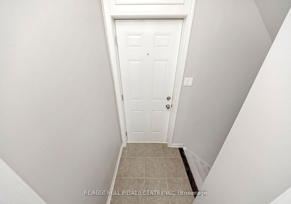 928-dice-way-milton-ontario-w12957142