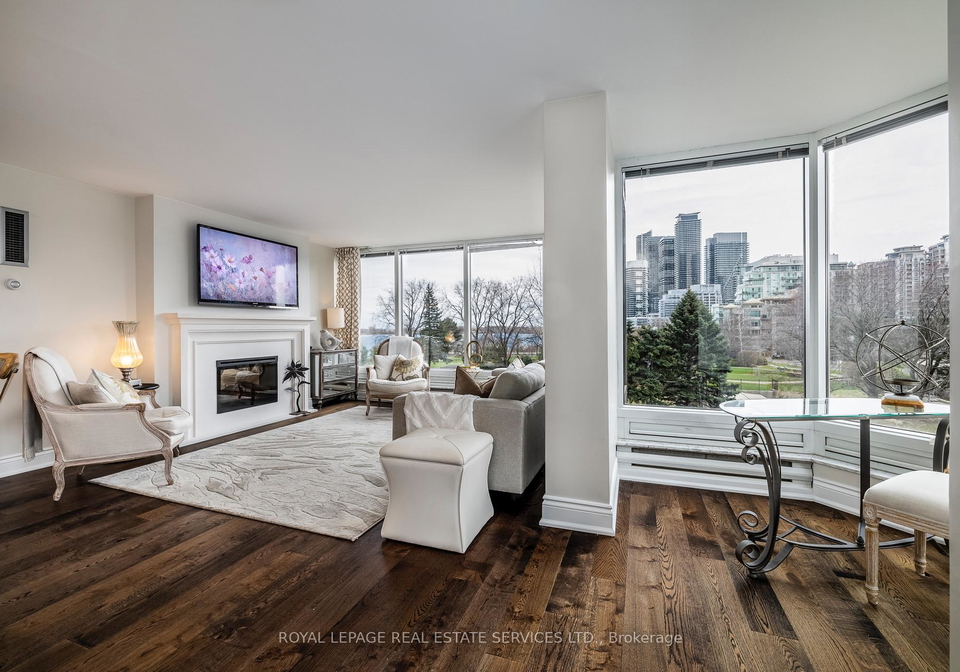 1-palace-pier-court-etobicoke-ontario-w12957174