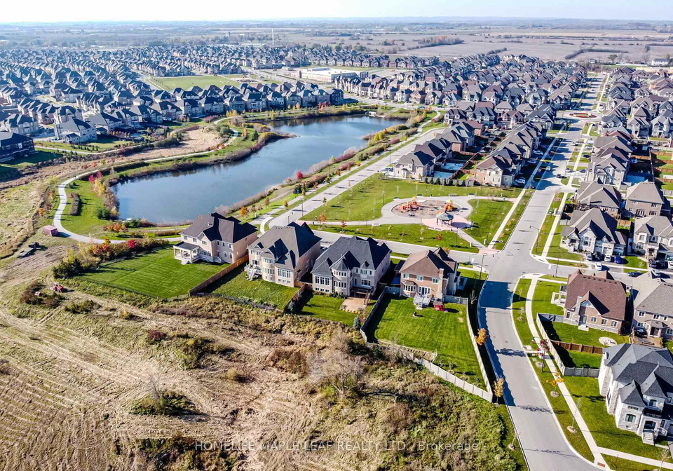 44-herringbone-crescent-brampton-ontario-w12957308