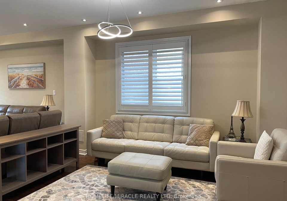 7-campwood-crescent-brampton-ontario-w12957644