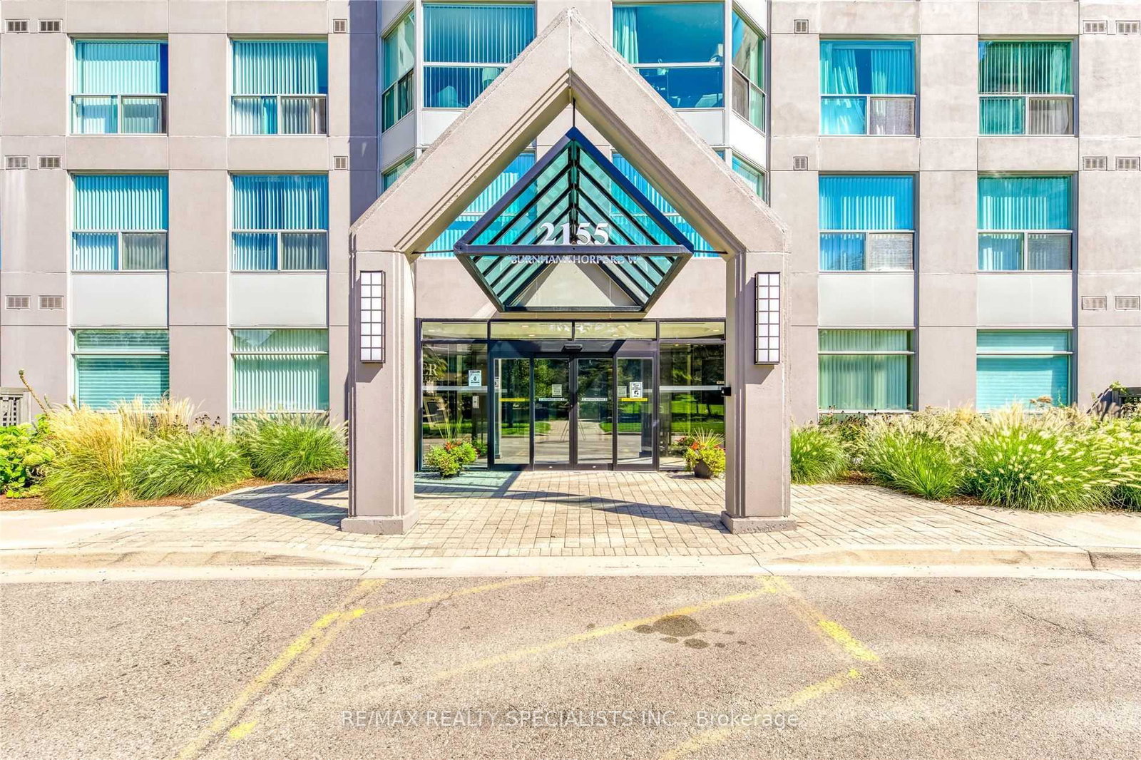 2155-burnhamthorpe-road-w-mississauga-ontario-w12957814