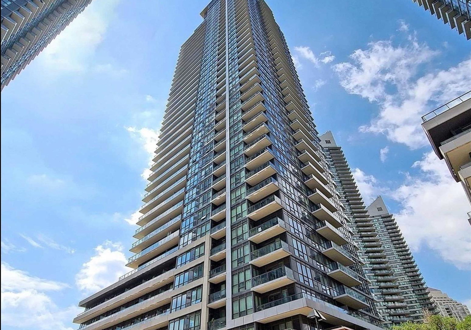 2212-lakeshore-boulevard-w-etobicoke-ontario-w12959014