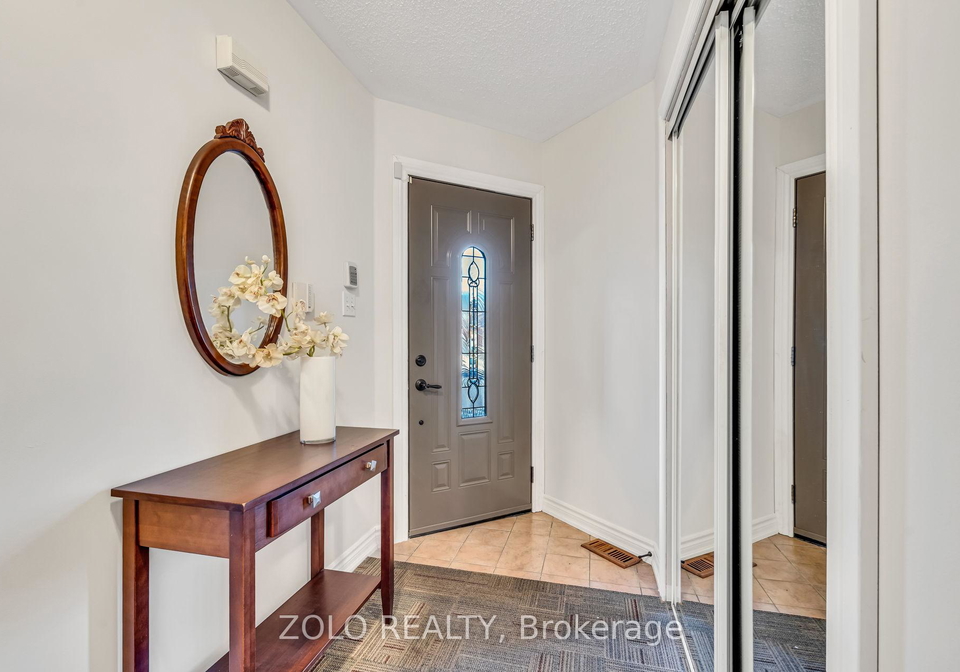 5666-whitehorn-avenue-mississauga-ontario-w12959076