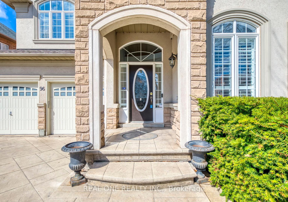 96-spring-azure-crescent-oakville-ontario-w12959078