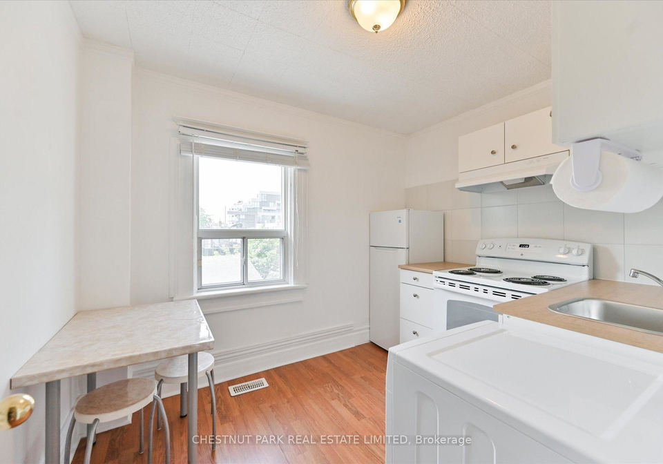 13-silver-avenue-toronto-ontario-w12959408