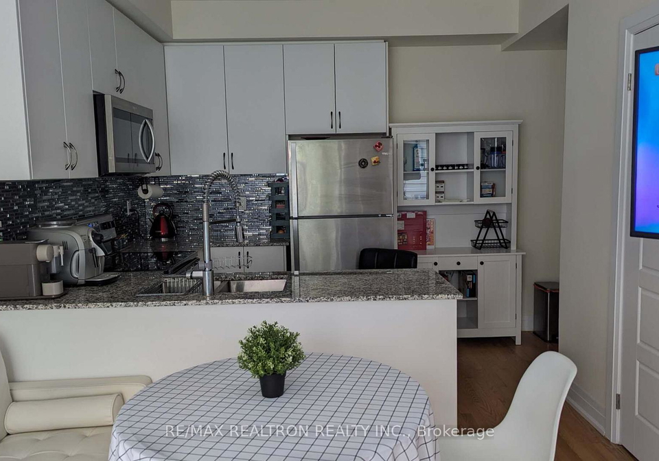 717-lawrence-avenue-w-north-york-ontario-w12959426