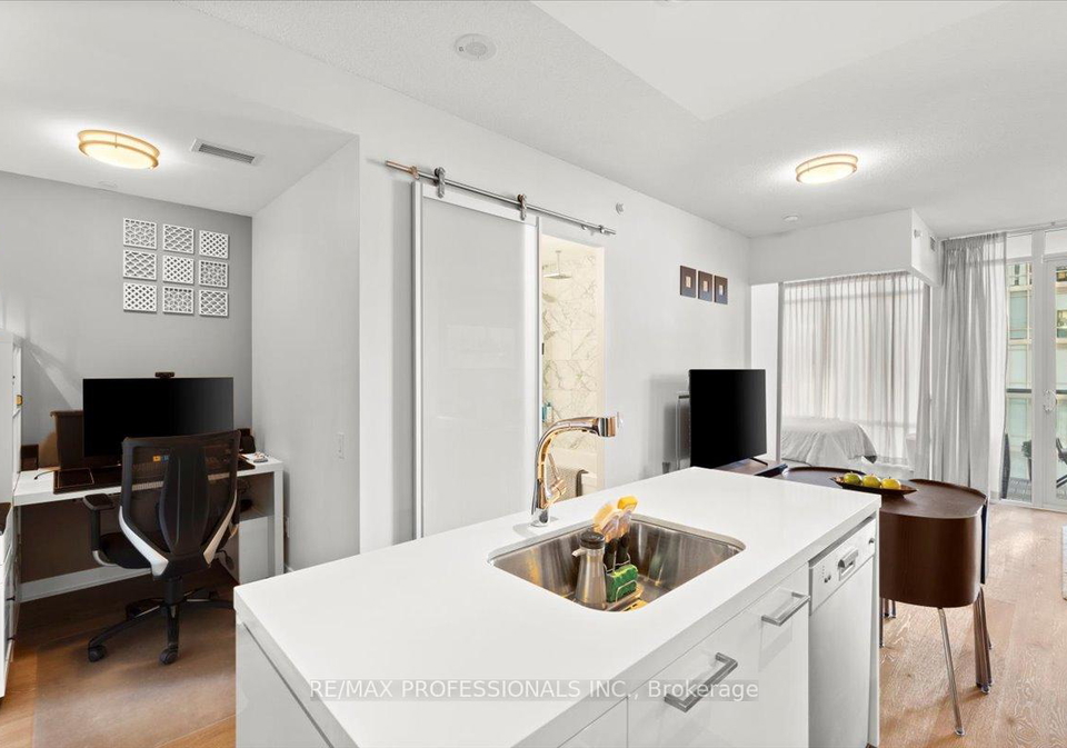 90-park-lawn-road-etobicoke-ontario-w12959450