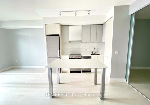 10-gibbs-road-etobicoke-ontario-w12959466