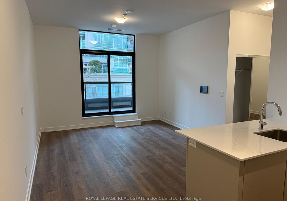 2075-lakeshore-road-burlington-ontario-w12959574