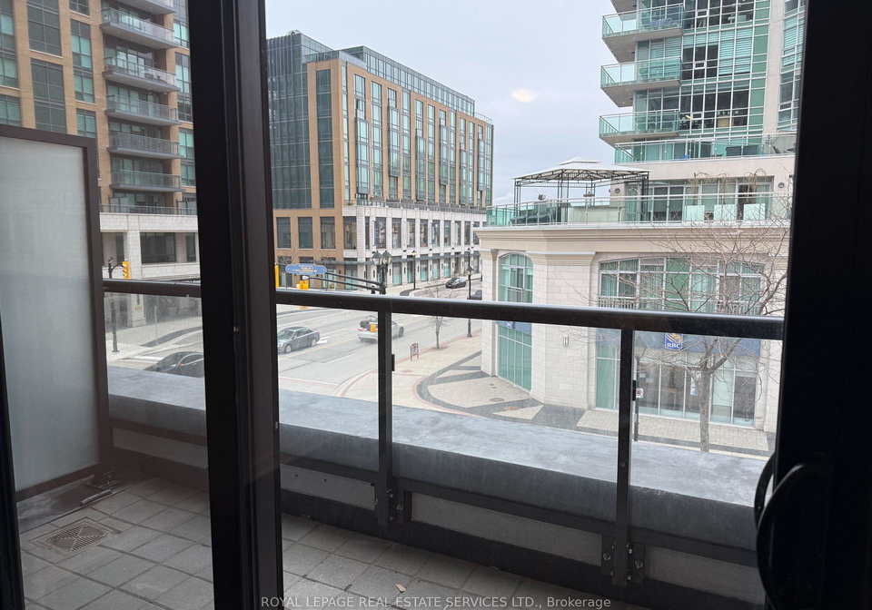 2075-lakeshore-road-burlington-ontario-w12959574