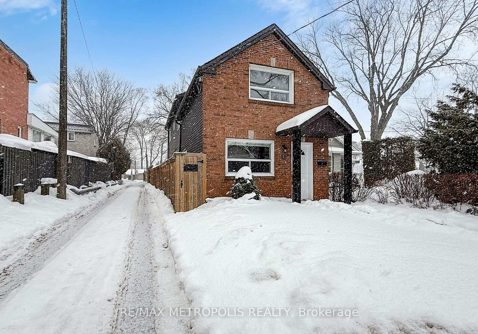 15-eileen-avenue-toronto-ontario-w12960026