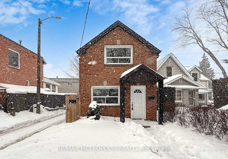 15-eileen-avenue-toronto-ontario-w12960026