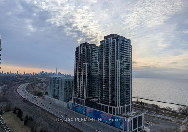 103-the-queensway-toronto-ontario-w12960160