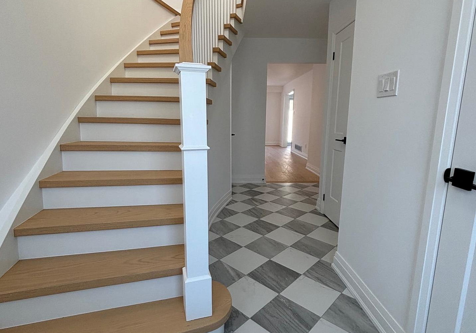 851-sweetwater-crescent-mississauga-ontario-w12960380