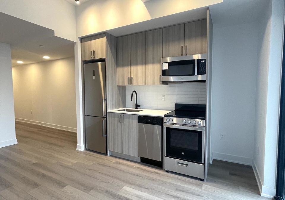 758-dovercourt-road-toronto-ontario-w12960430