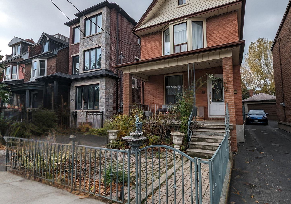 1038-dovercourt-road-toronto-ontario-w12960500