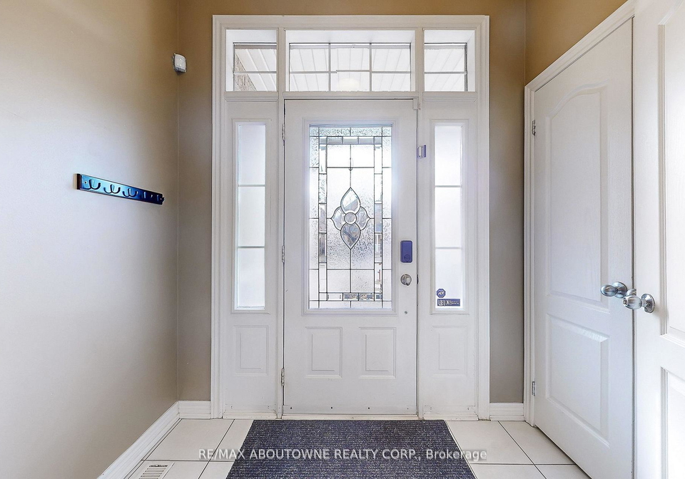 2457-hilda-drive-oakville-ontario-w12960506