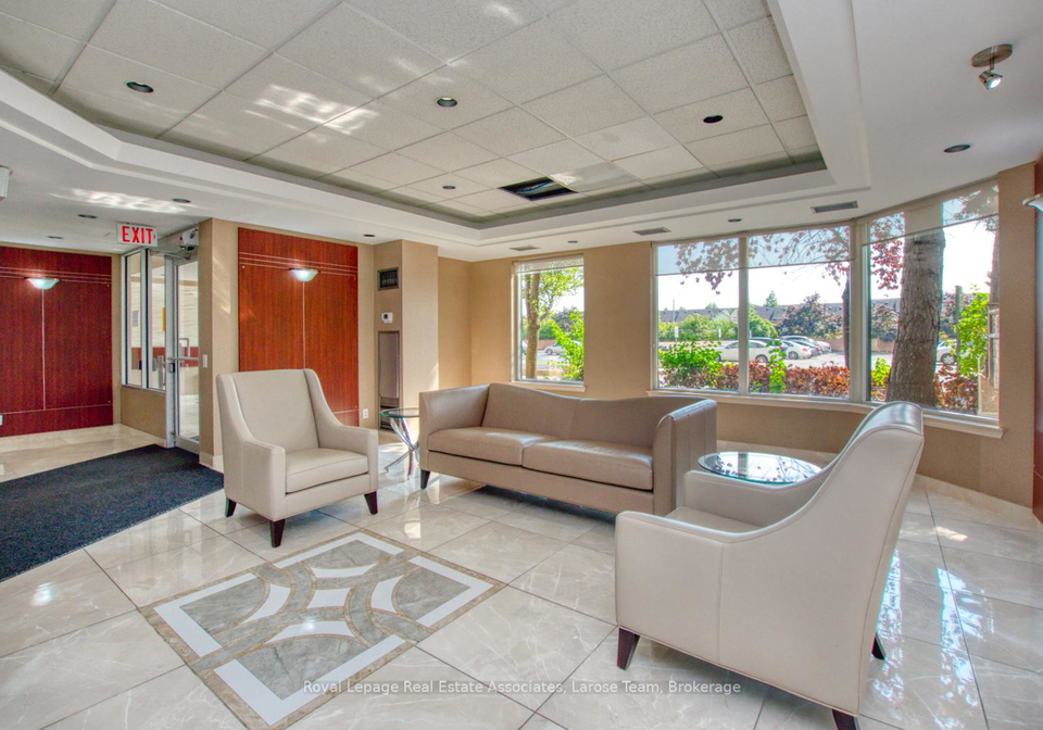135-hillcrest-avenue-mississauga-ontario-w12960516