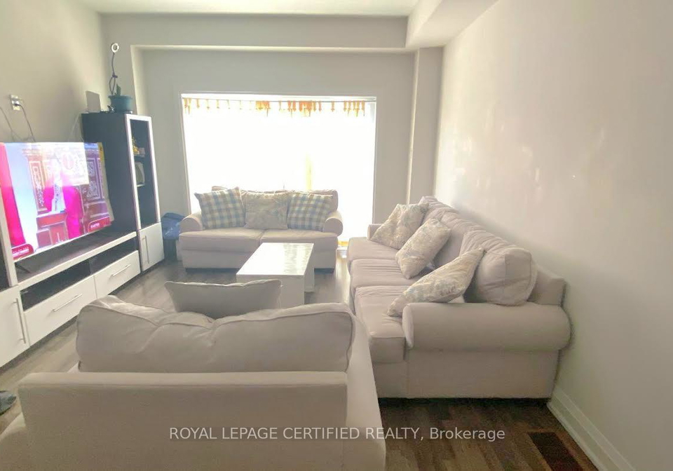 1762a-lawrence-avenue-w-north-york-ontario-w12960534