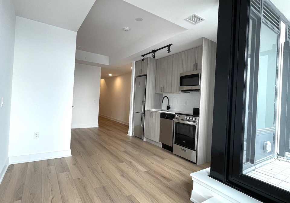 758-dovercourt-road-toronto-ontario-w12960584