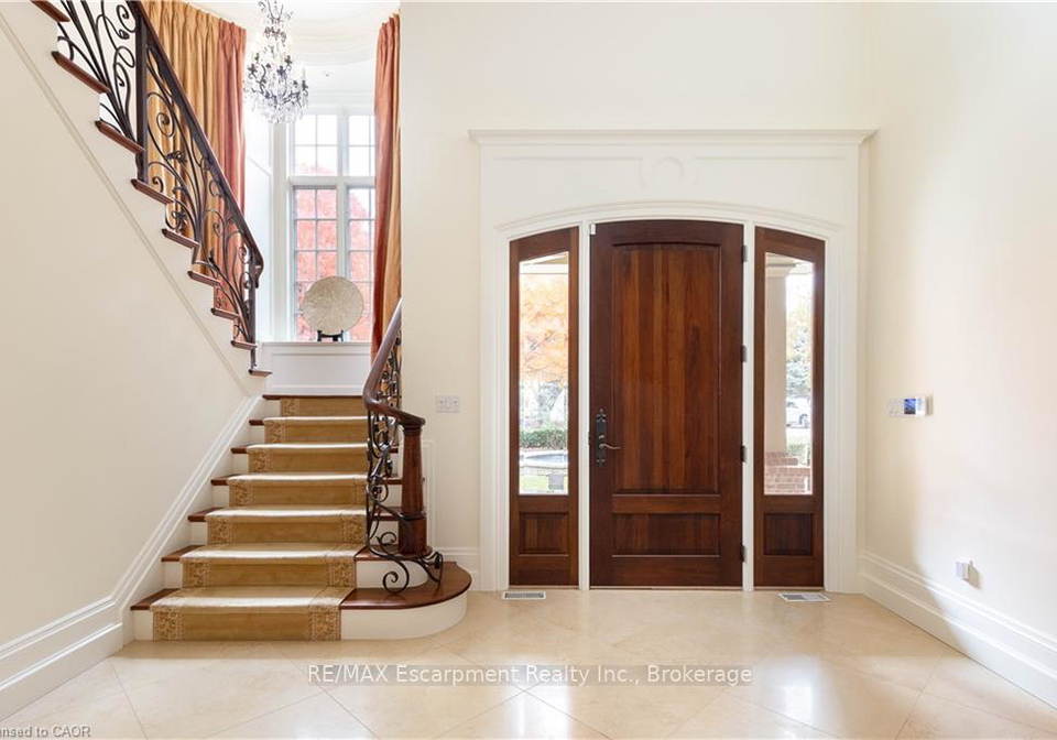 1081-argyle-drive-oakville-ontario-w12960602