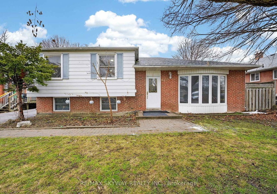 69-argyle-crescent-brampton-ontario-w12960620