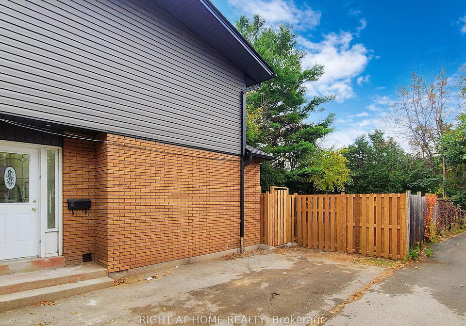 2060-prospect-street-burlington-ontario-w12960640