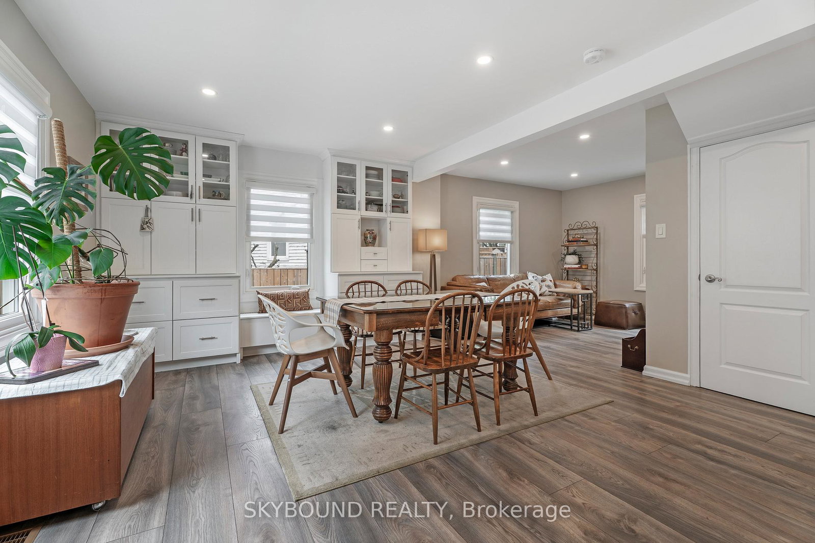 790-the-queensway-etobicoke-ontario-w12960658