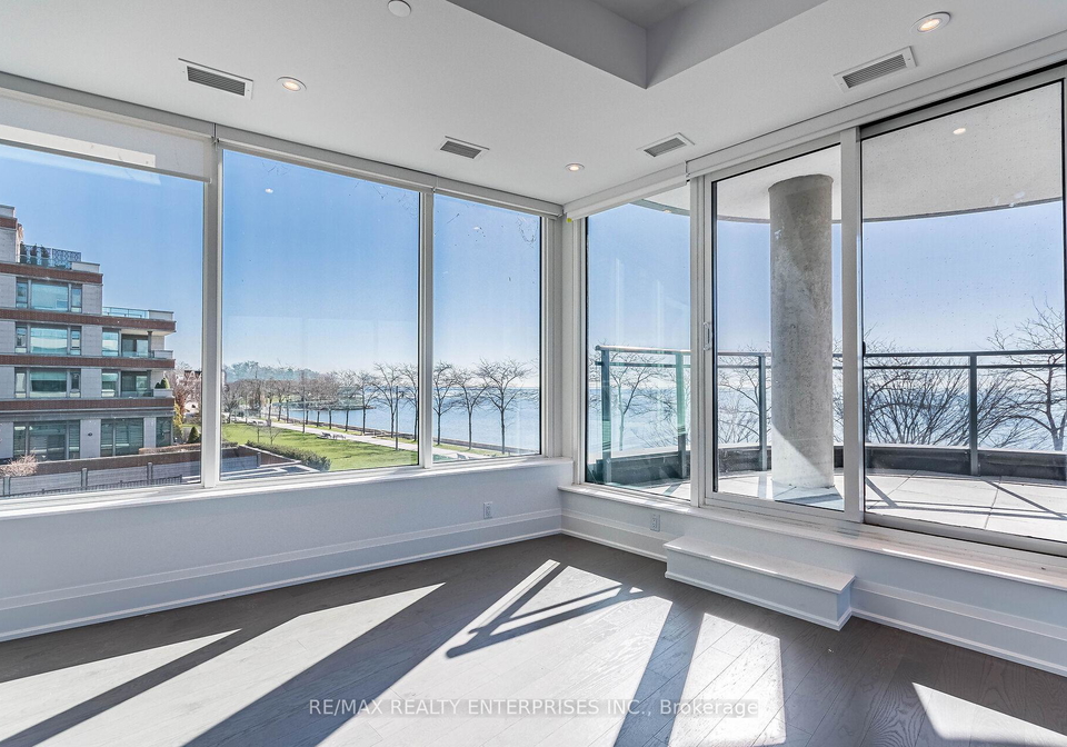 55-port-street-e-mississauga-ontario-w12960676