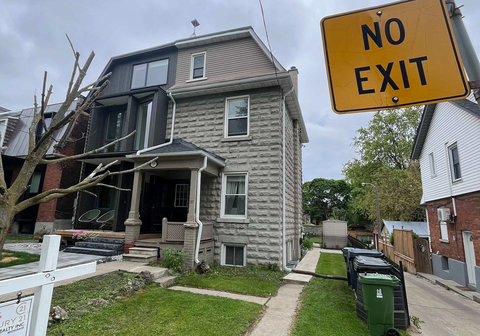 57-humberside-avenue-toronto-ontario-w12960934