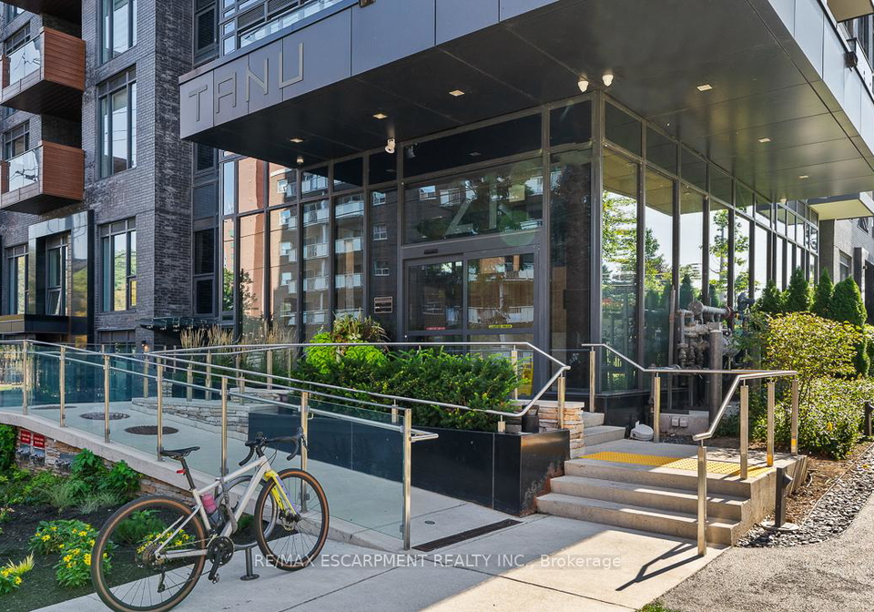 21-park-street-e-mississauga-ontario-w12961254