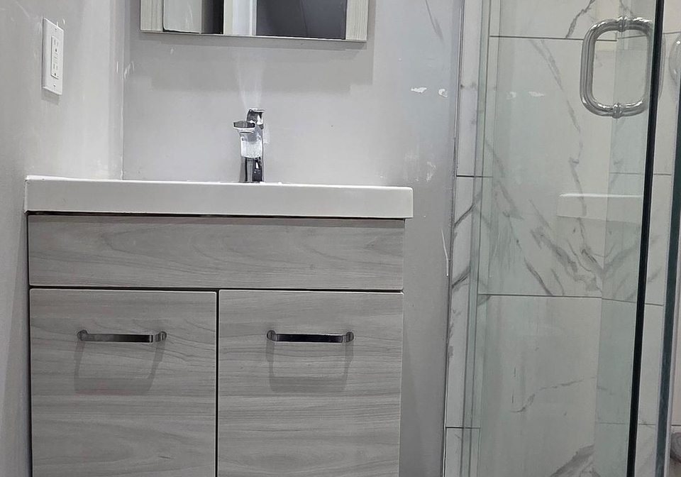 181-north-service-road-e-oakville-ontario-w12961376