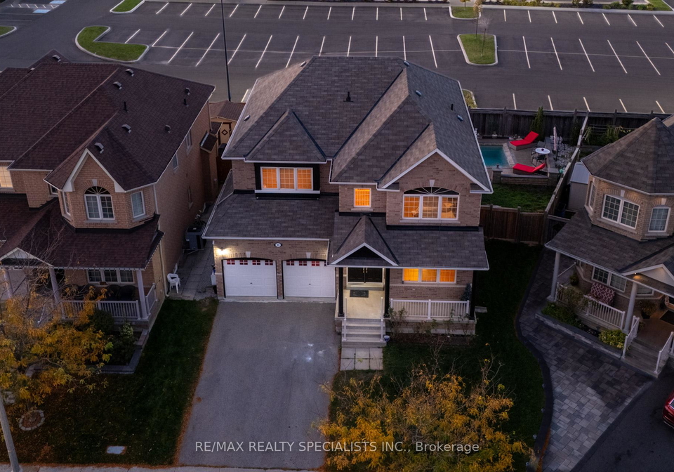 95-heslop-circle-brampton-ontario-w12961384