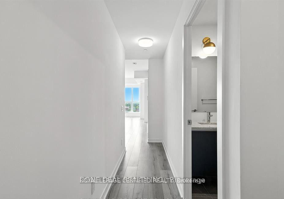 405-dundas-street-w-oakville-ontario-w12961420