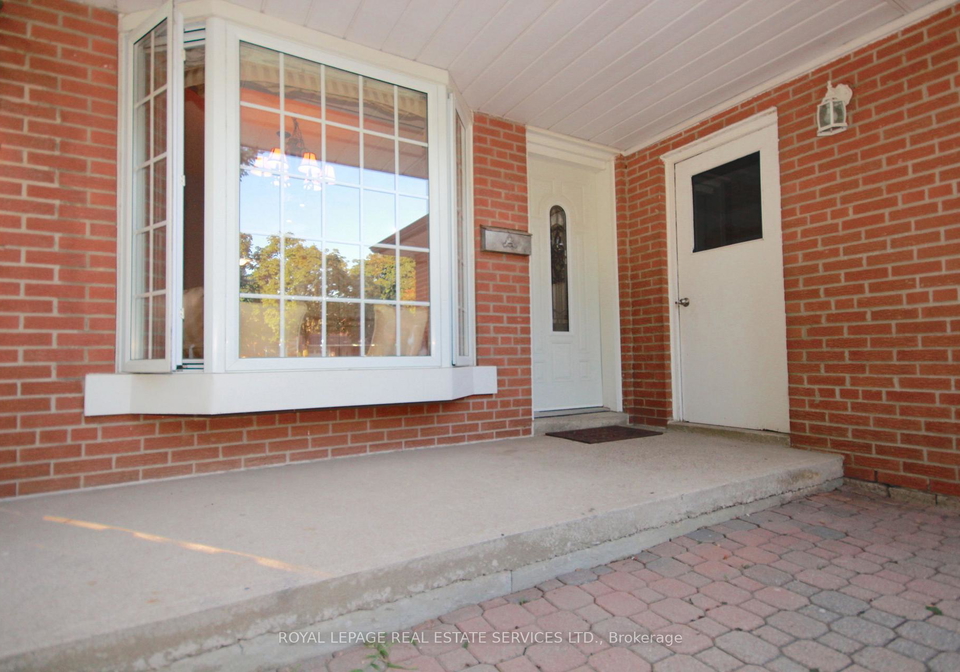3524-birchmeadow-crescent-mississauga-ontario-w12961560