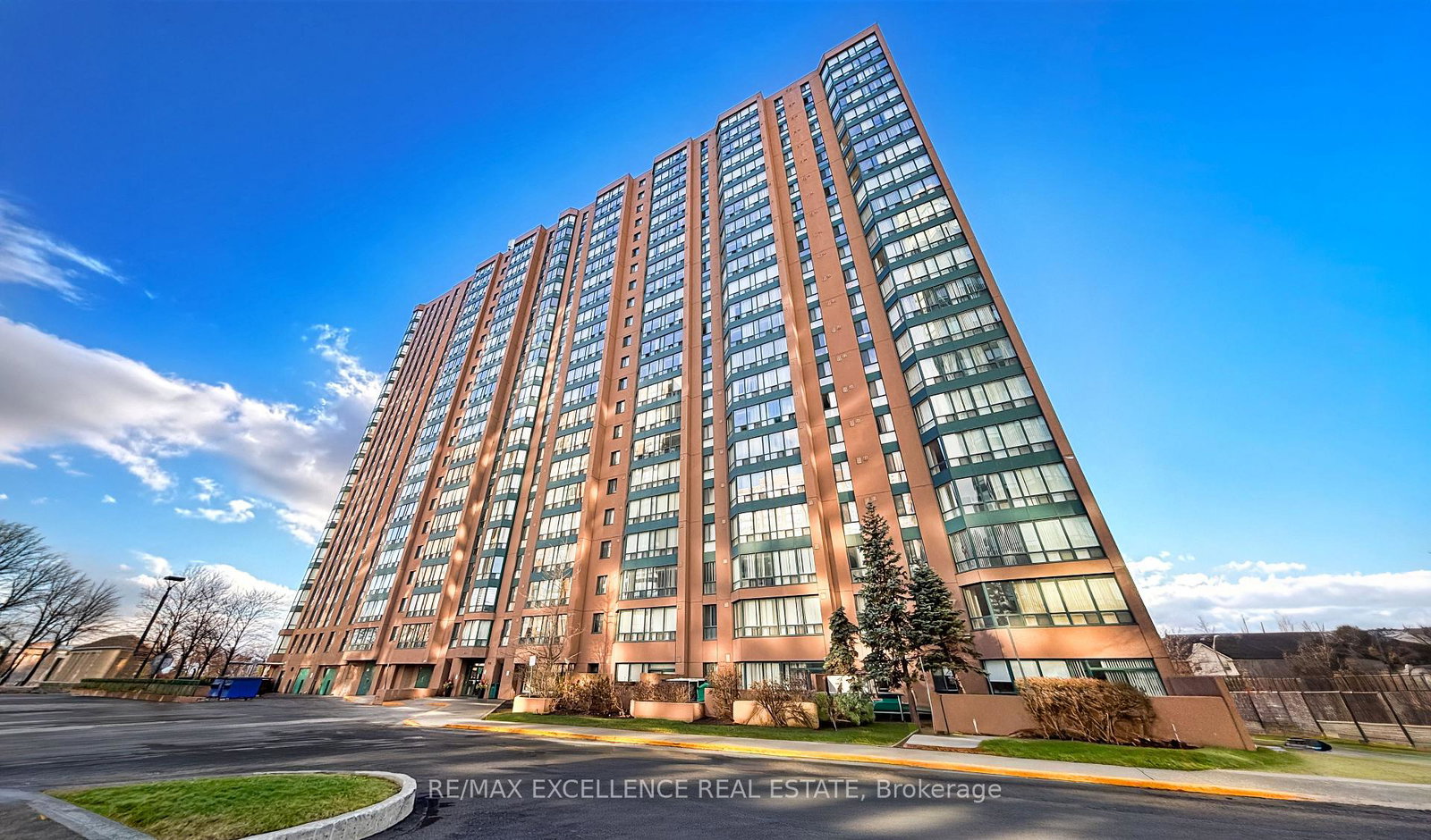 155-hillcrest-avenue-mississauga-ontario-w12961764