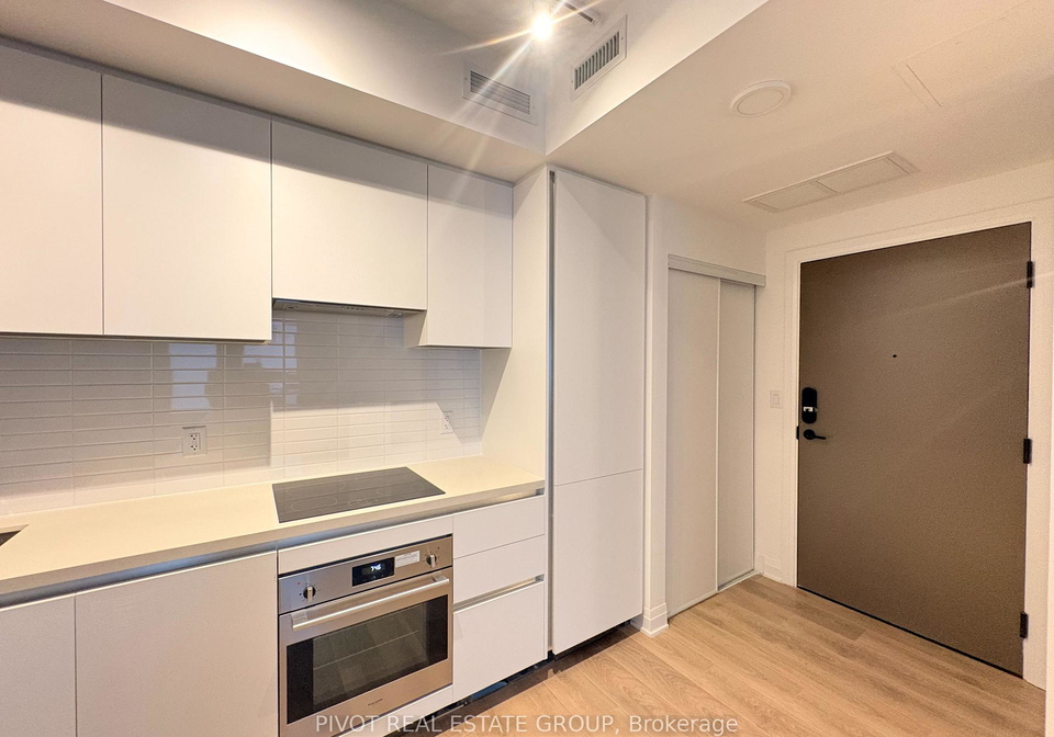 4015-the-exchange-mississauga-ontario-w12961808