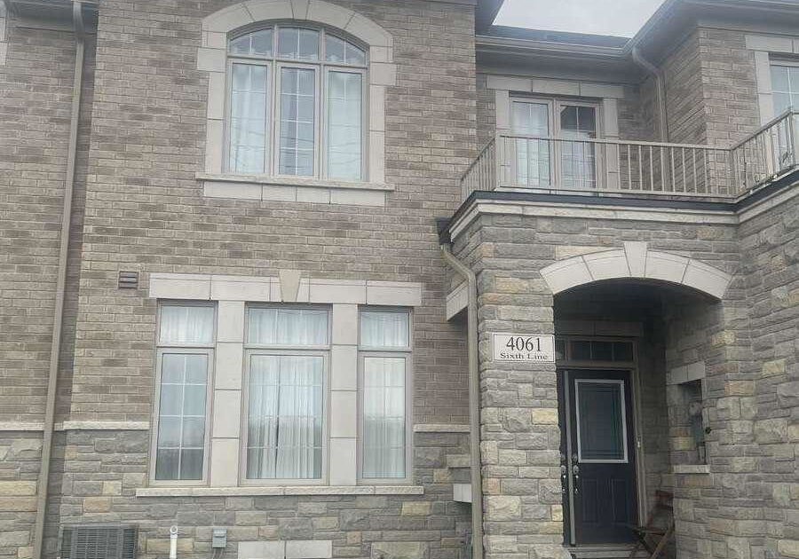 4061-sixth-line-oakville-ontario-w12961890