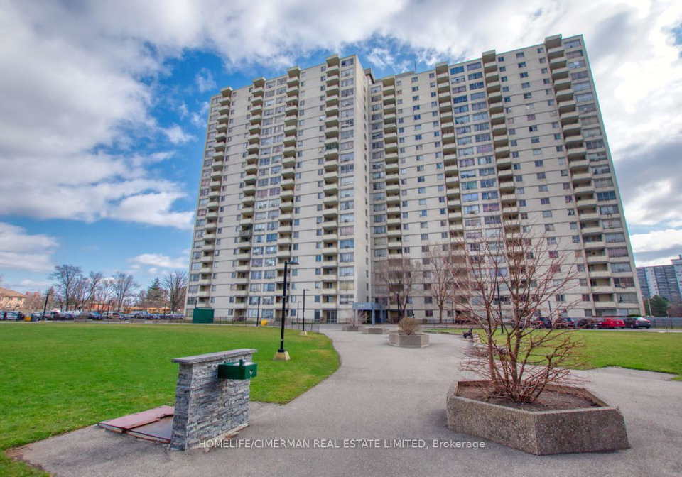 320-dixon-road-etobicoke-ontario-w12961894