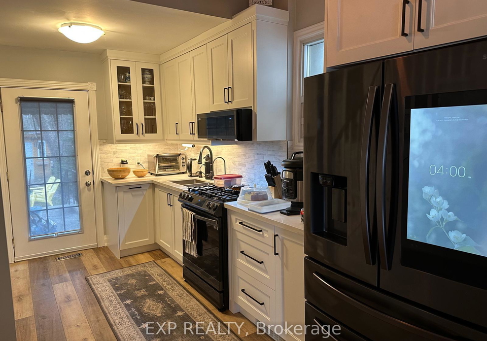 172-eileen-avenue-toronto-ontario-w12961930