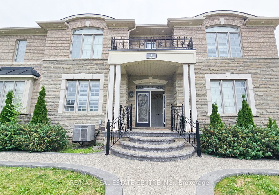 2-buchanan-crescent-brampton-ontario-w12961960